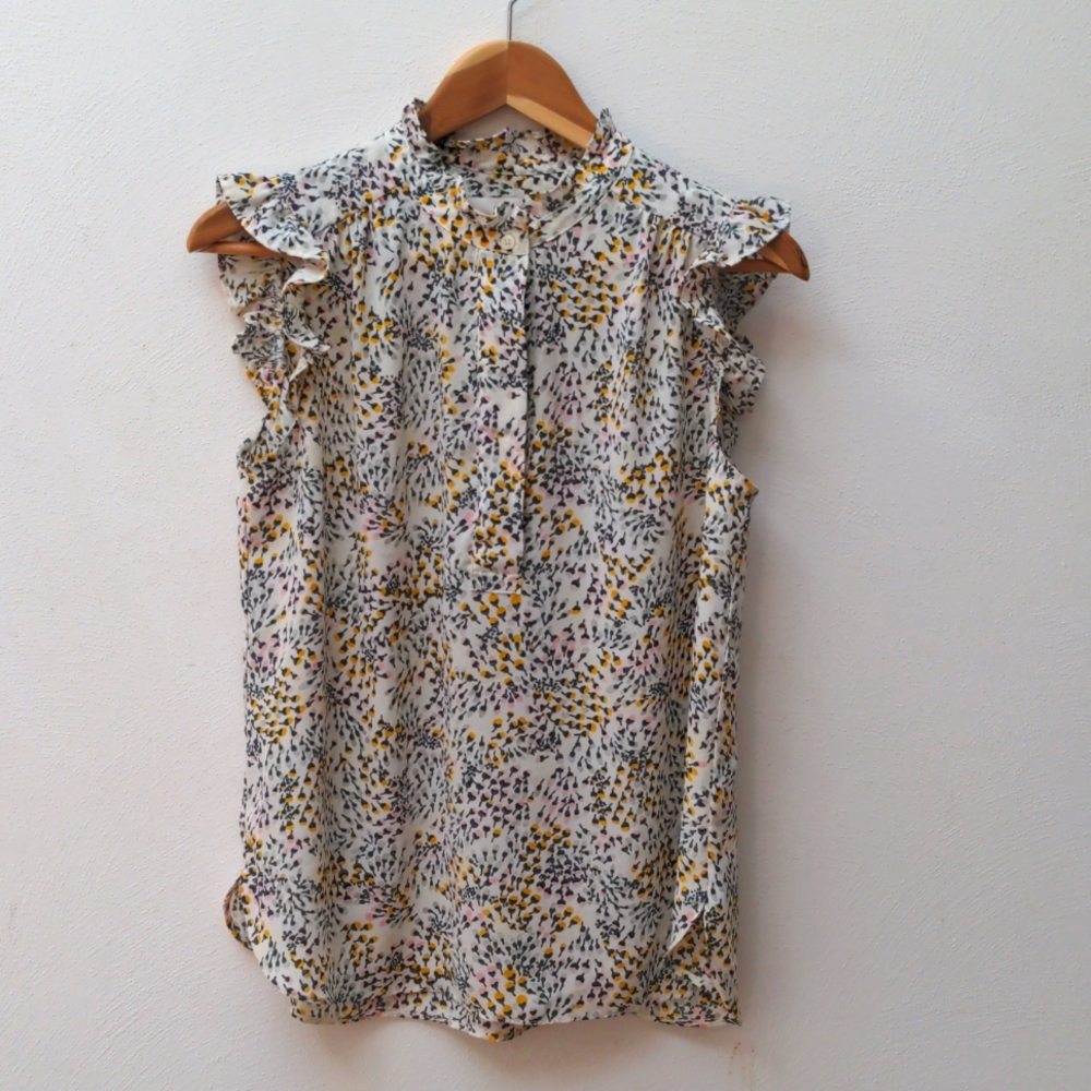 Loft flutter sleeve blouse